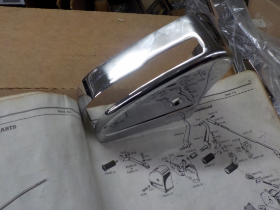 PANHEAD "NEW" 1952-64 FOOT SHIFT BRACKET COVER #33644-52